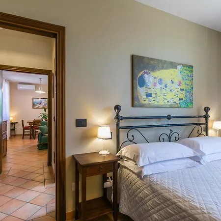 Le Rondini By Interhome Lägenhet Montepulciano Stazione